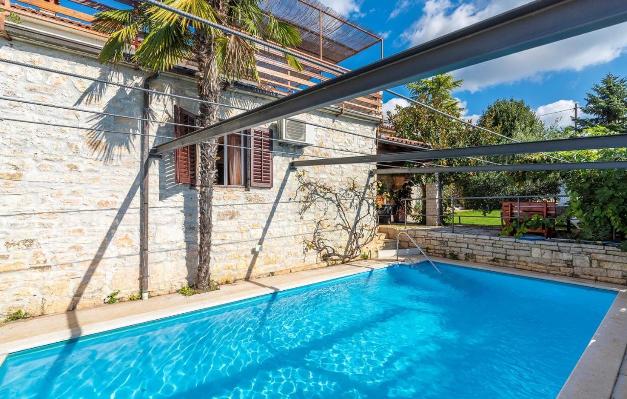فندق House Peresiji الغرفة الصورة