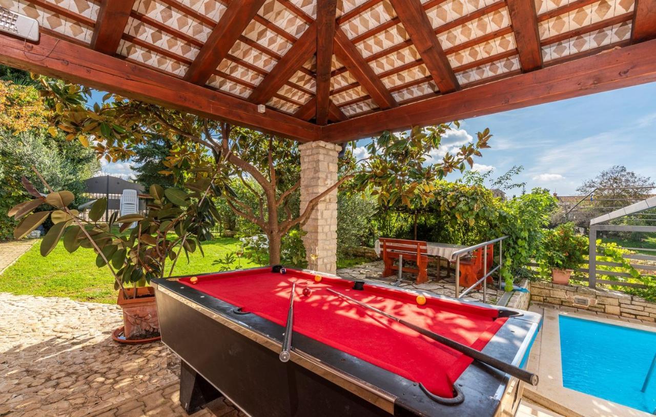 فندق House Peresiji الغرفة الصورة