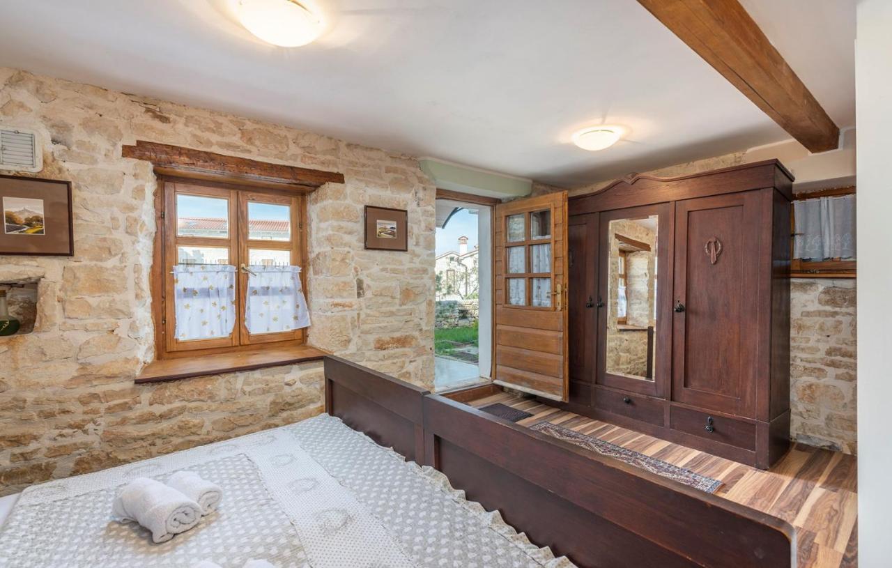 فندق House Peresiji الغرفة الصورة