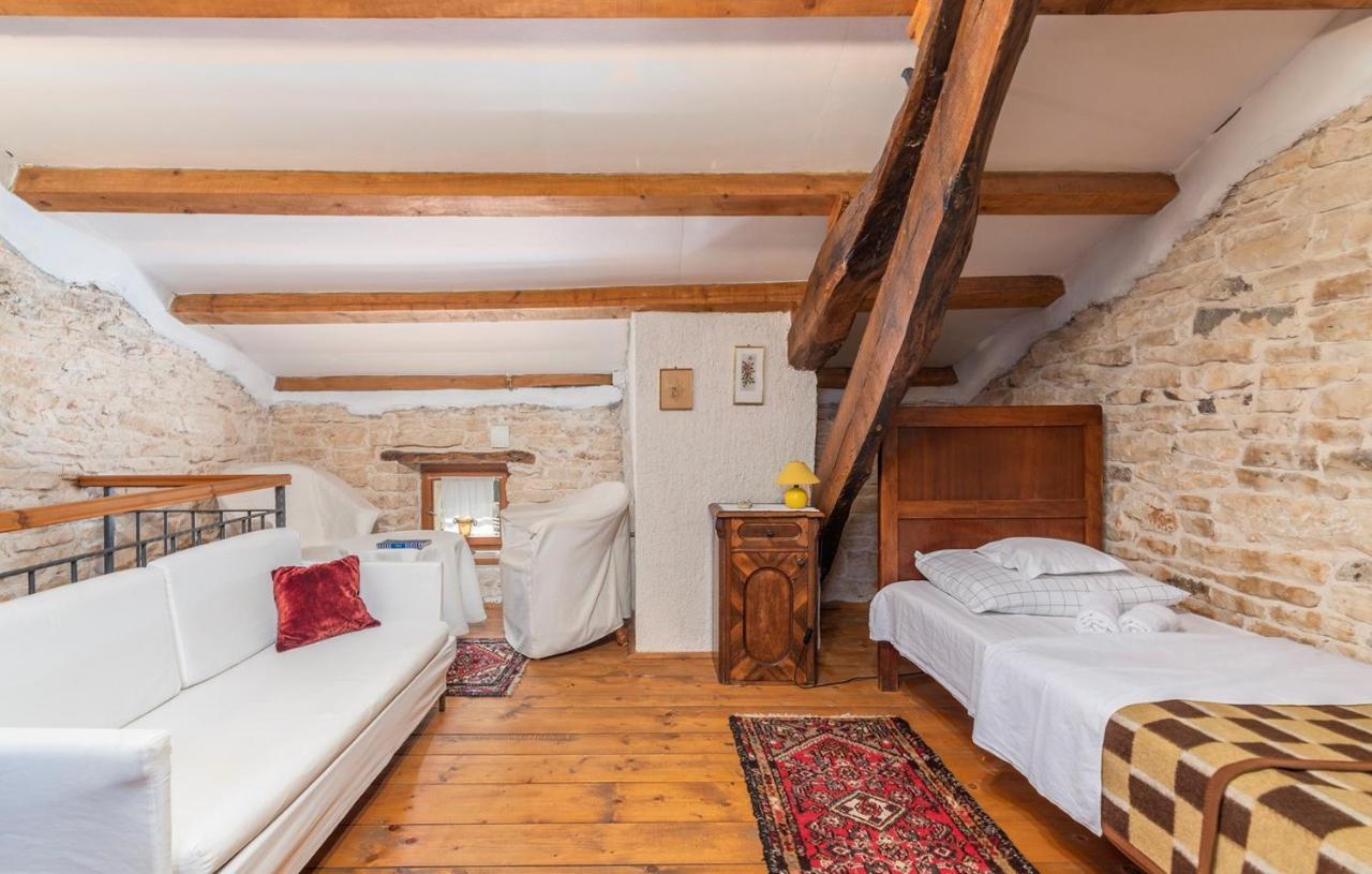 فندق House Peresiji الغرفة الصورة