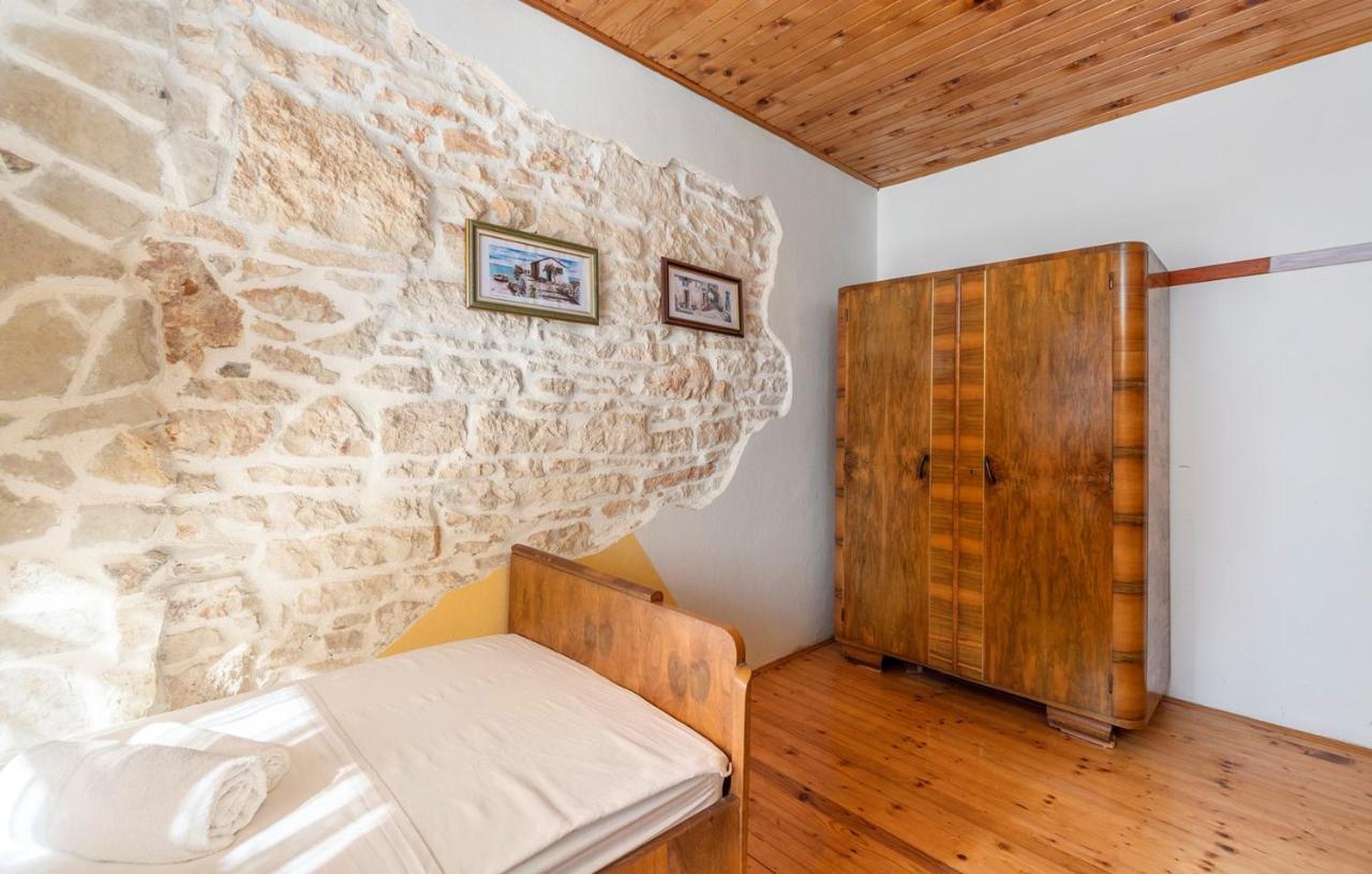 فندق House Peresiji الغرفة الصورة