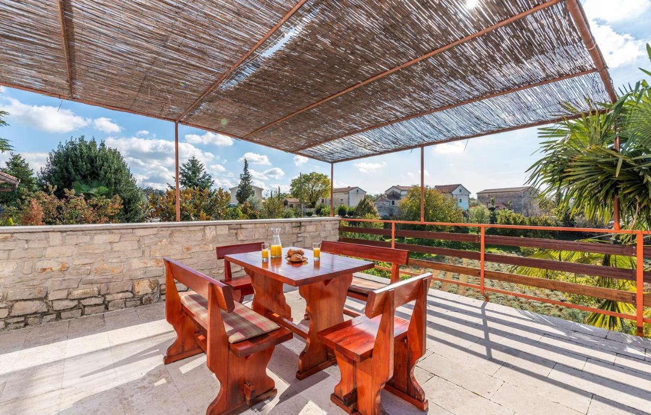 فندق House Peresiji الغرفة الصورة